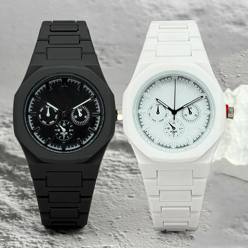 Luxury Watch Wallpaper - แบรนด์ที่มีชื่อเสียงนาฬิกาข้อมือแฟชั่นผู้หญิงสามตาปลอม นาฬิกาควอตซ์ สายพลาสติก นาฬิกาข้อมือสุภาพสตรี นาฬิกาหรูหรา