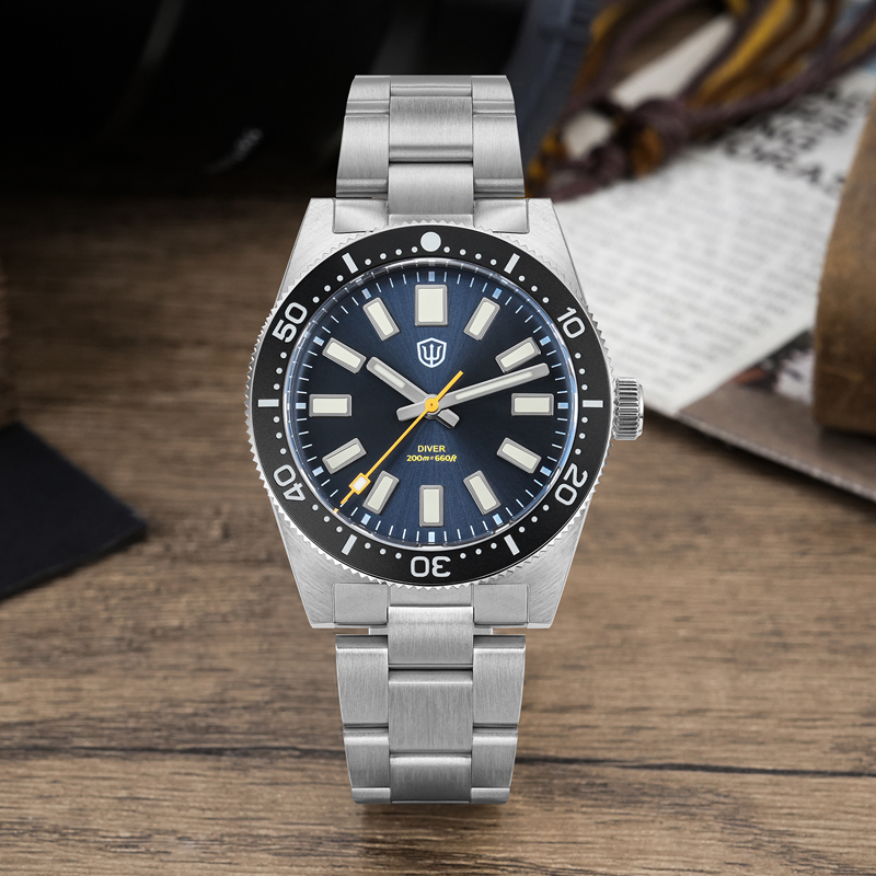 นาฬิกาควอตซ์ Watchdives WD1965 - Luxury Watch With Bracelet บทวิจารณ์และราคา