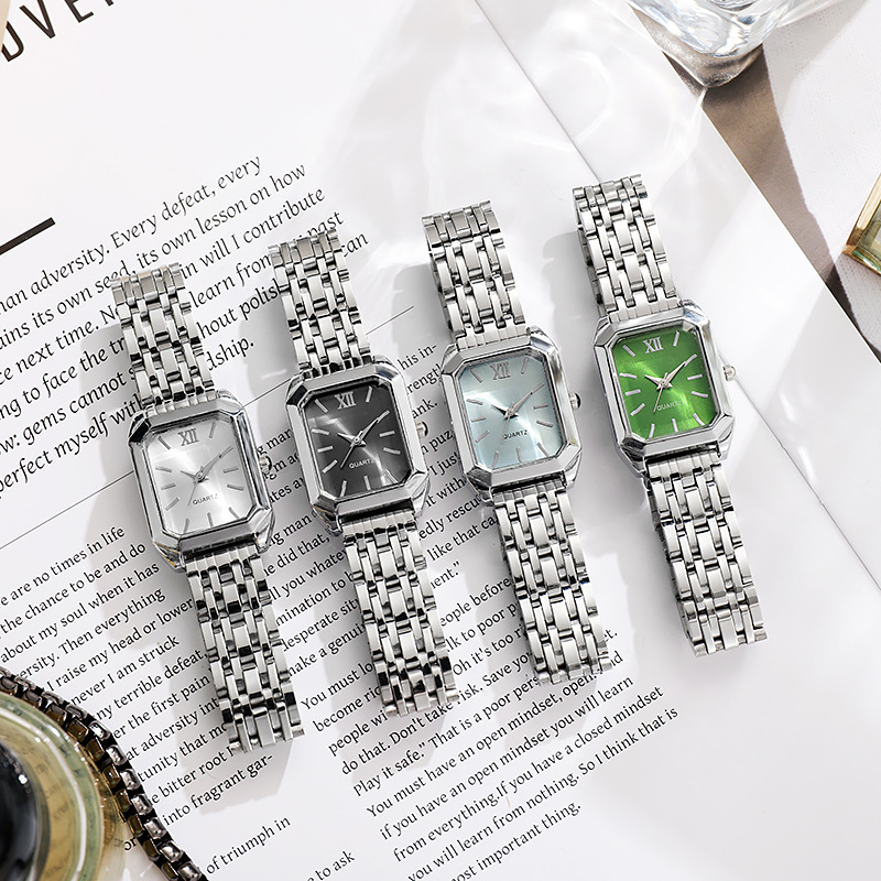 แบรนด์ที่มีชื่อเสียงผู้หญิงนาฬ - Luxury Watch Brands Logo บทวิจารณ์และราคา
