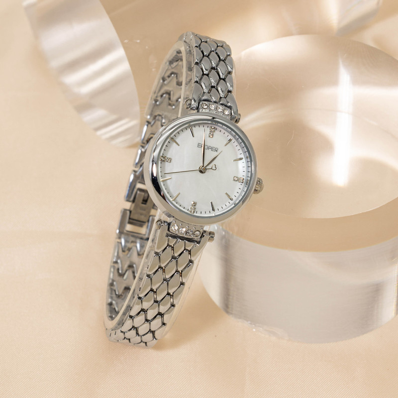 นาฬิกาข้อมือควอตซ์สุดหรูหราสไต - Luxury Watch Level บทวิจารณ์และราคา